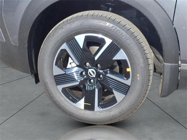 new 2025 Nissan Kicks car, priced at $29,210
