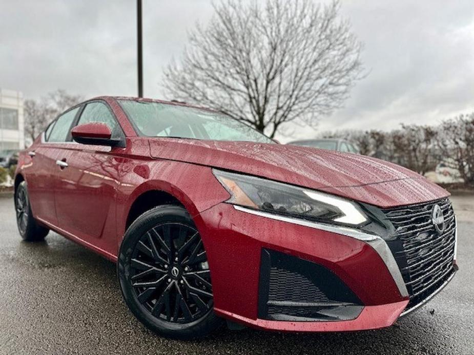 new 2025 Nissan Altima car, priced at $32,390