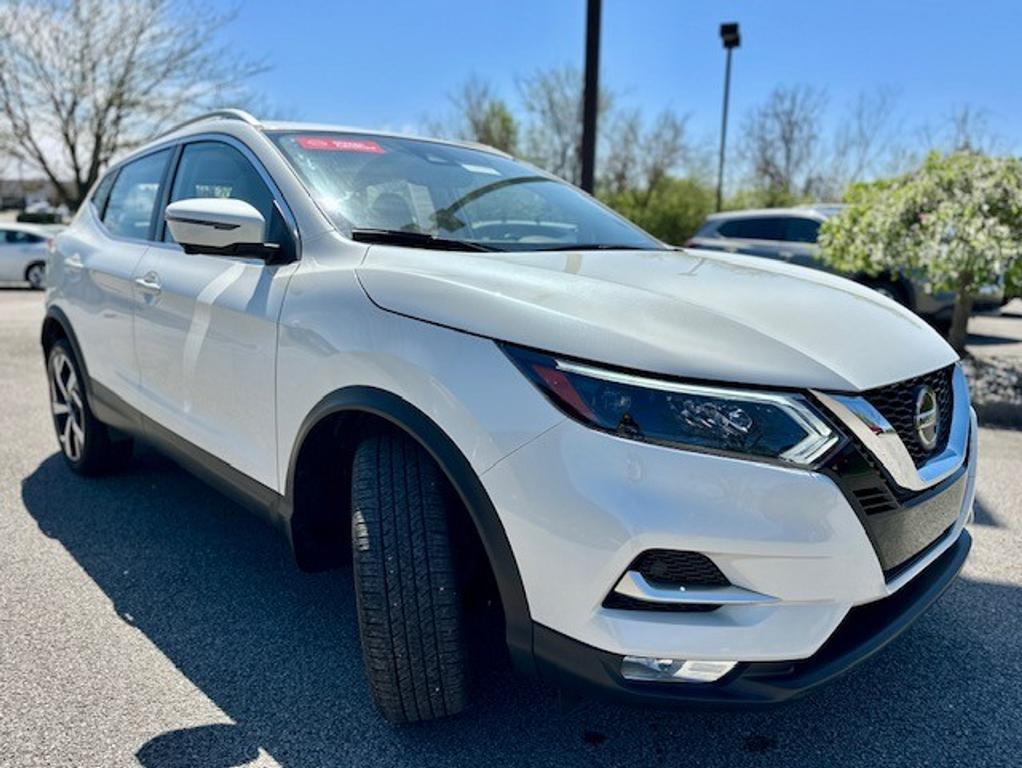 used 2021 Nissan Rogue Sport car, priced at $25,800