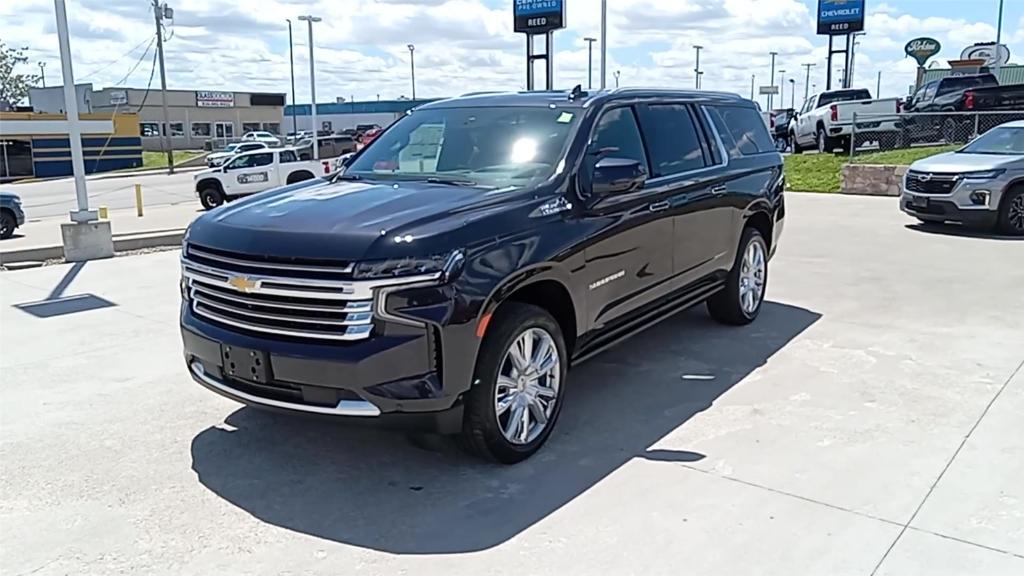 new 2024 Chevrolet Suburban car, priced at $80,800