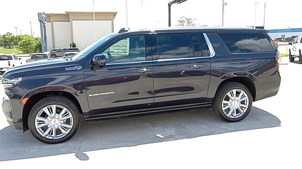 new 2024 Chevrolet Suburban car, priced at $80,800