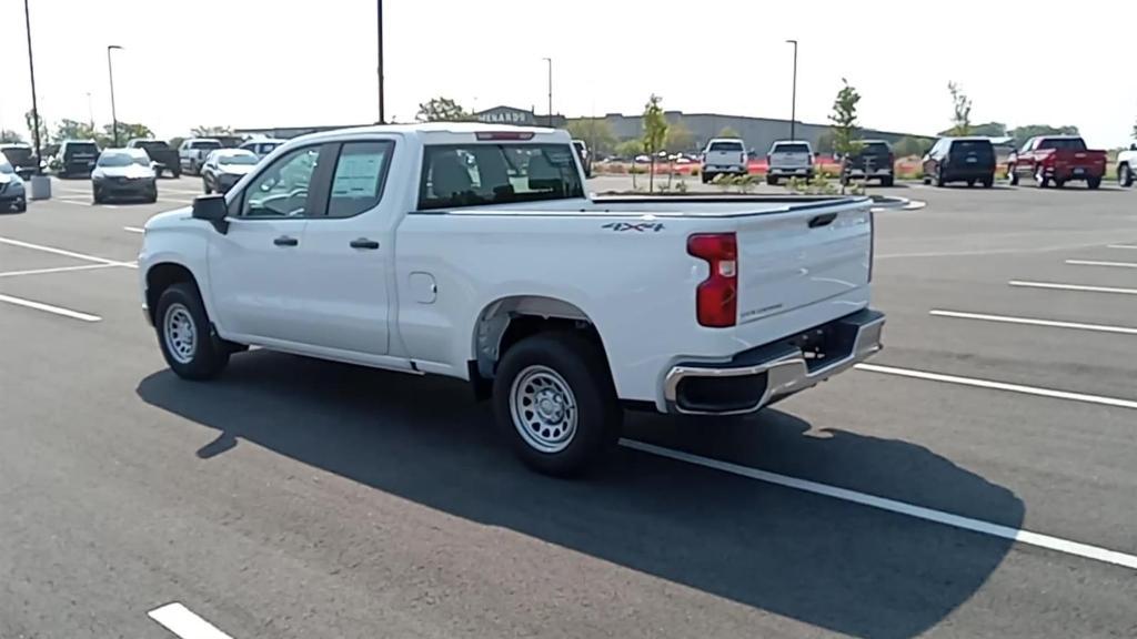 new 2024 Chevrolet Silverado 1500 car, priced at $42,495