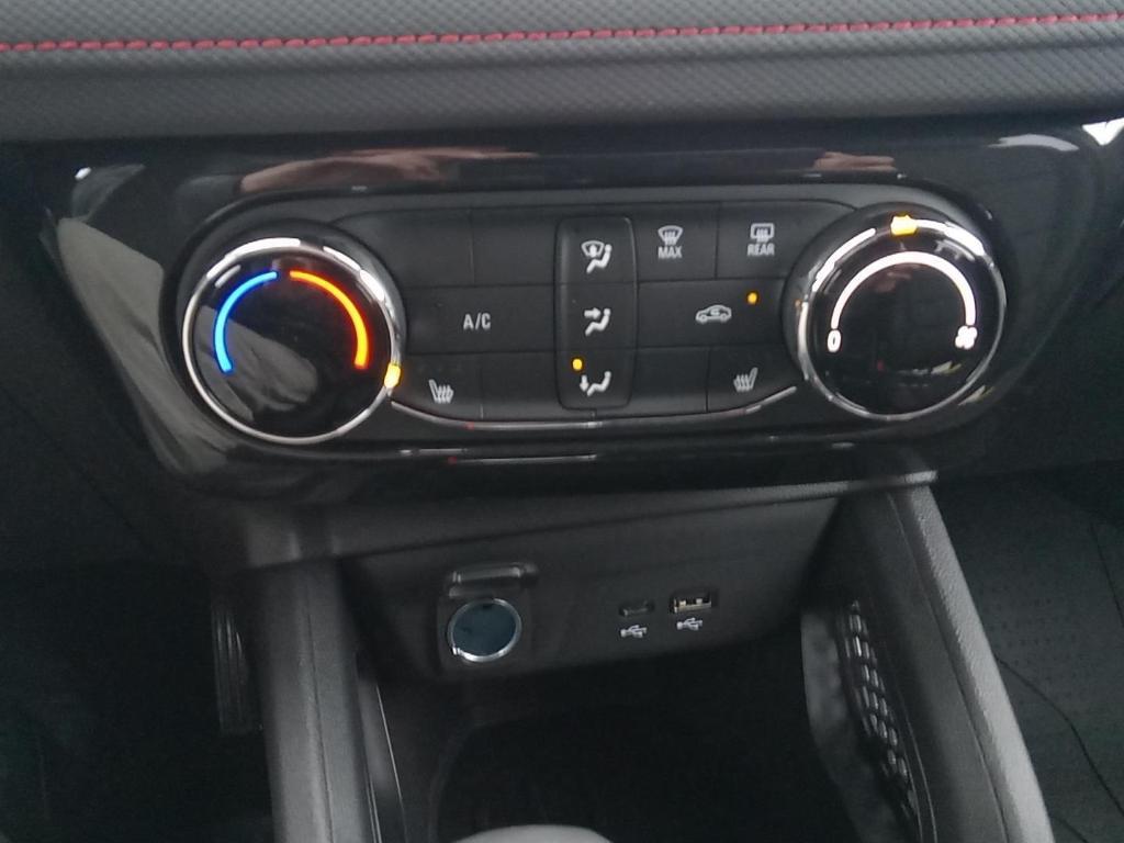 new 2025 Chevrolet TrailBlazer car, priced at $27,535