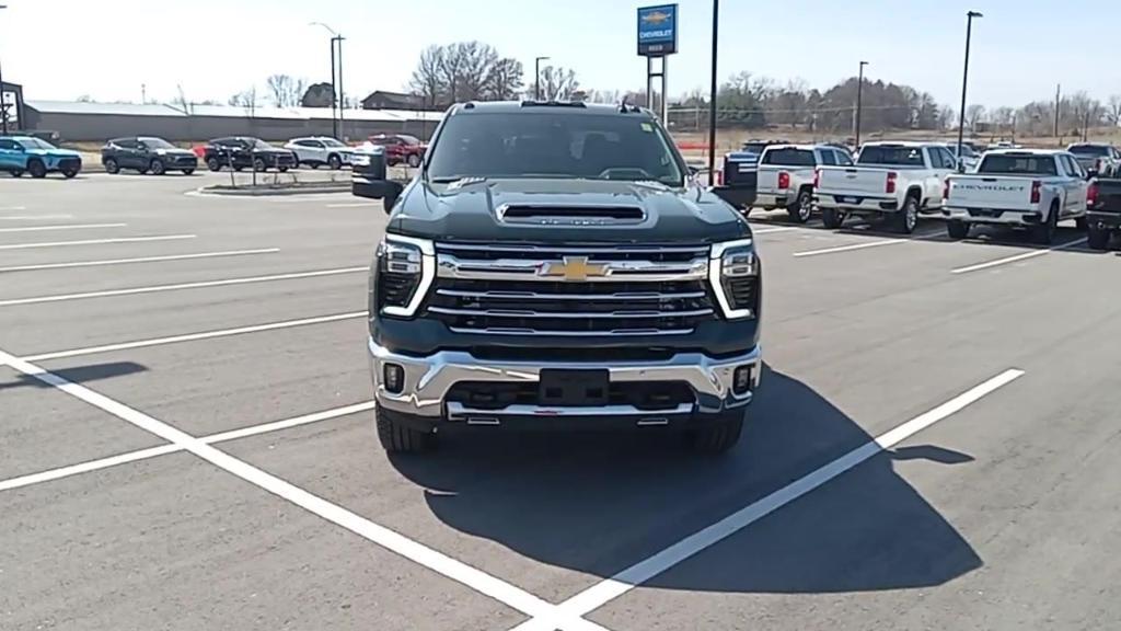 new 2025 Chevrolet Silverado 3500 car, priced at $75,950