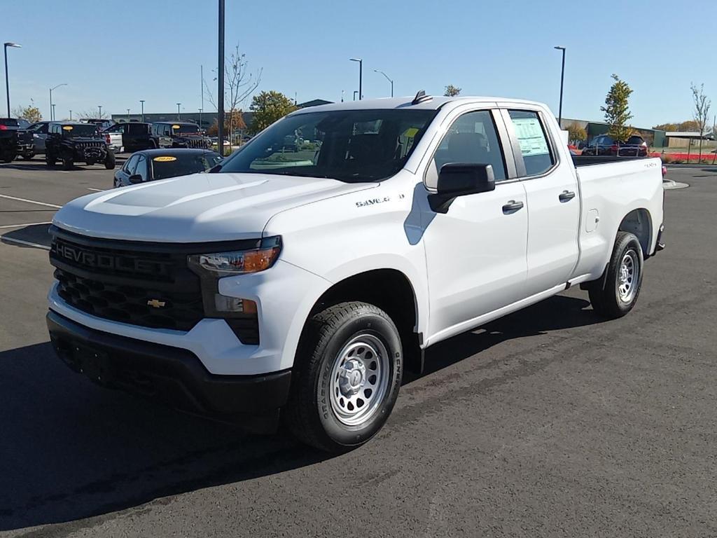 new 2025 Chevrolet Silverado 1500 car, priced at $42,340