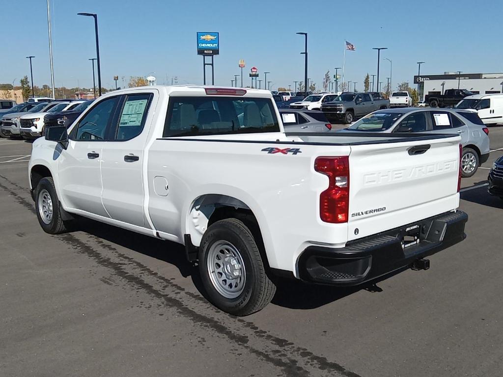 new 2025 Chevrolet Silverado 1500 car, priced at $42,340