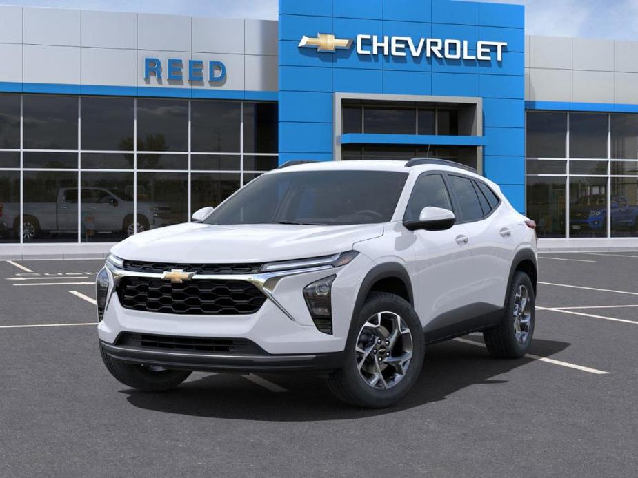 new 2025 Chevrolet Trax car, priced at $24,190