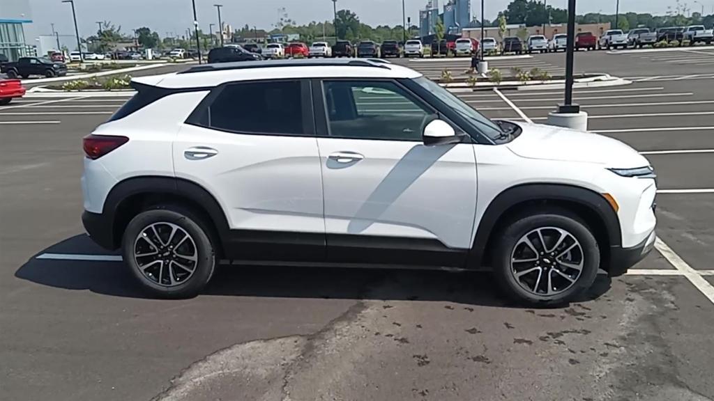 new 2024 Chevrolet TrailBlazer car, priced at $25,980