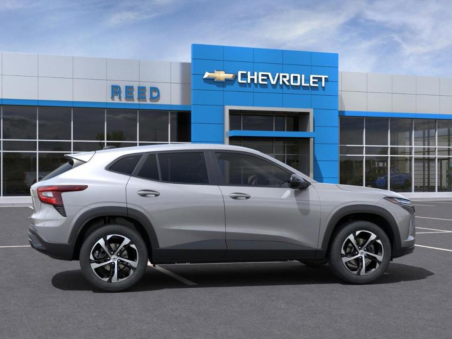 new 2025 Chevrolet Trax car, priced at $23,395