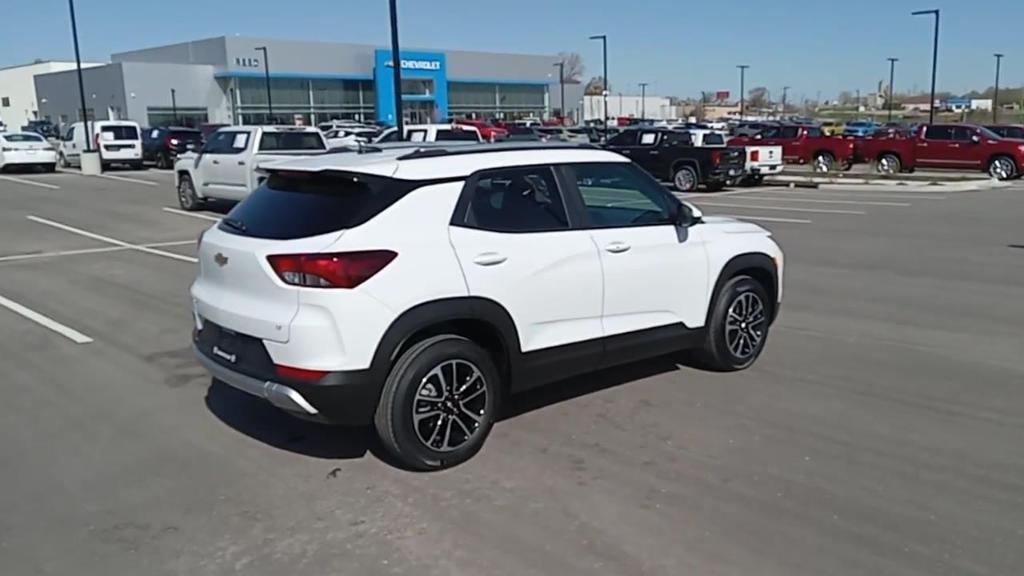 new 2025 Chevrolet TrailBlazer car, priced at $24,980