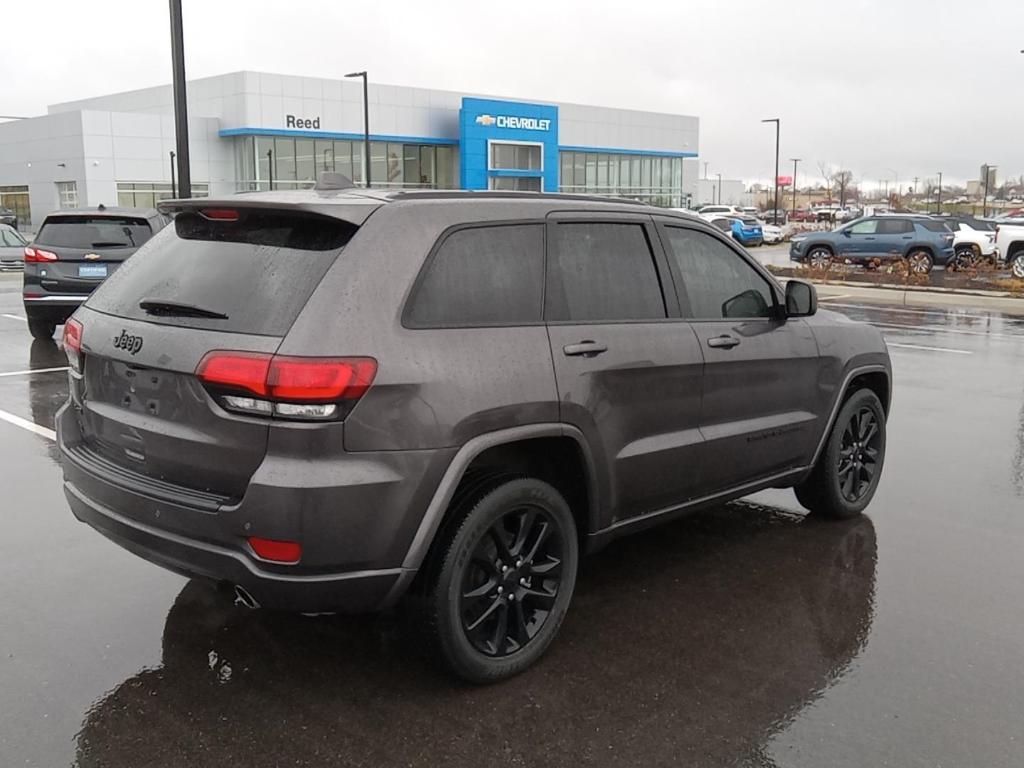 used 2021 Jeep Grand Cherokee car, priced at $27,900