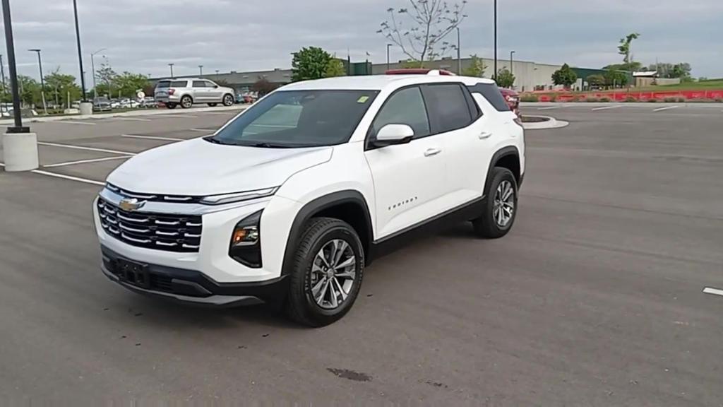 new 2026 Chevrolet Equinox car, priced at $28,995