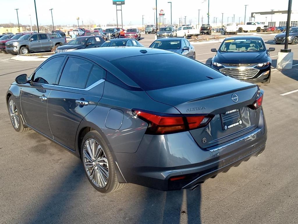 used 2023 Nissan Altima car, priced at $24,900