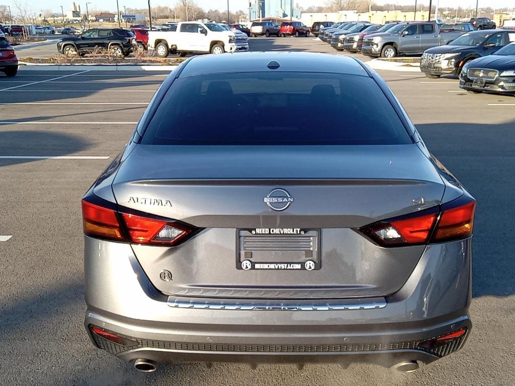 used 2023 Nissan Altima car, priced at $24,900