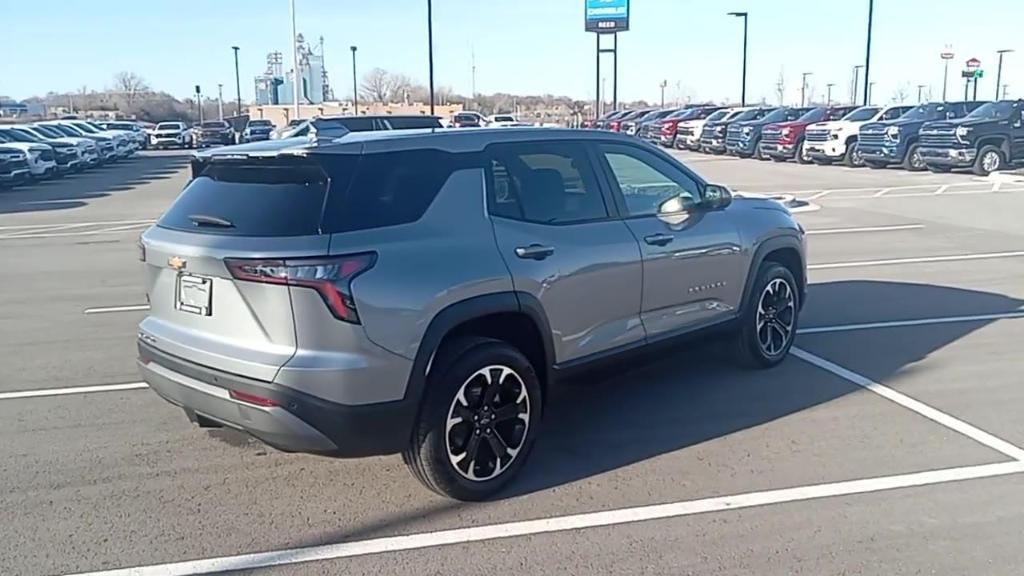 new 2025 Chevrolet Equinox car, priced at $31,095