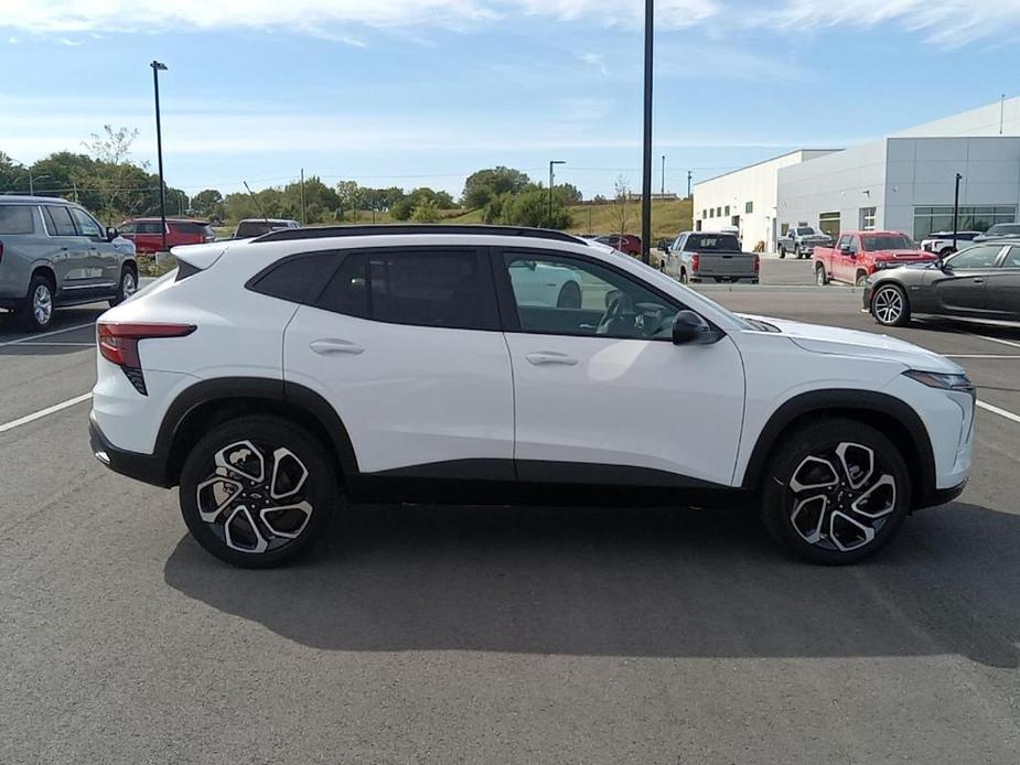 new 2025 Chevrolet Trax car, priced at $26,190