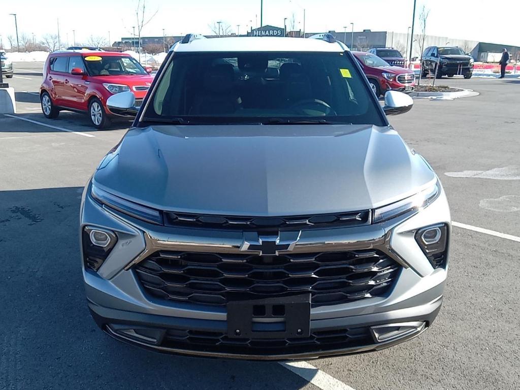 new 2025 Chevrolet TrailBlazer car, priced at $26,140