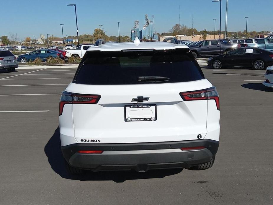 new 2025 Chevrolet Equinox car, priced at $33,125