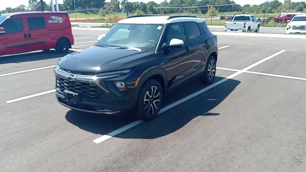 new 2025 Chevrolet TrailBlazer car, priced at $29,140