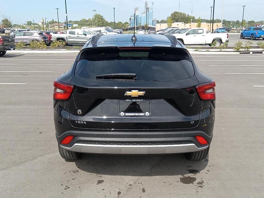 new 2025 Chevrolet Trax car, priced at $24,190