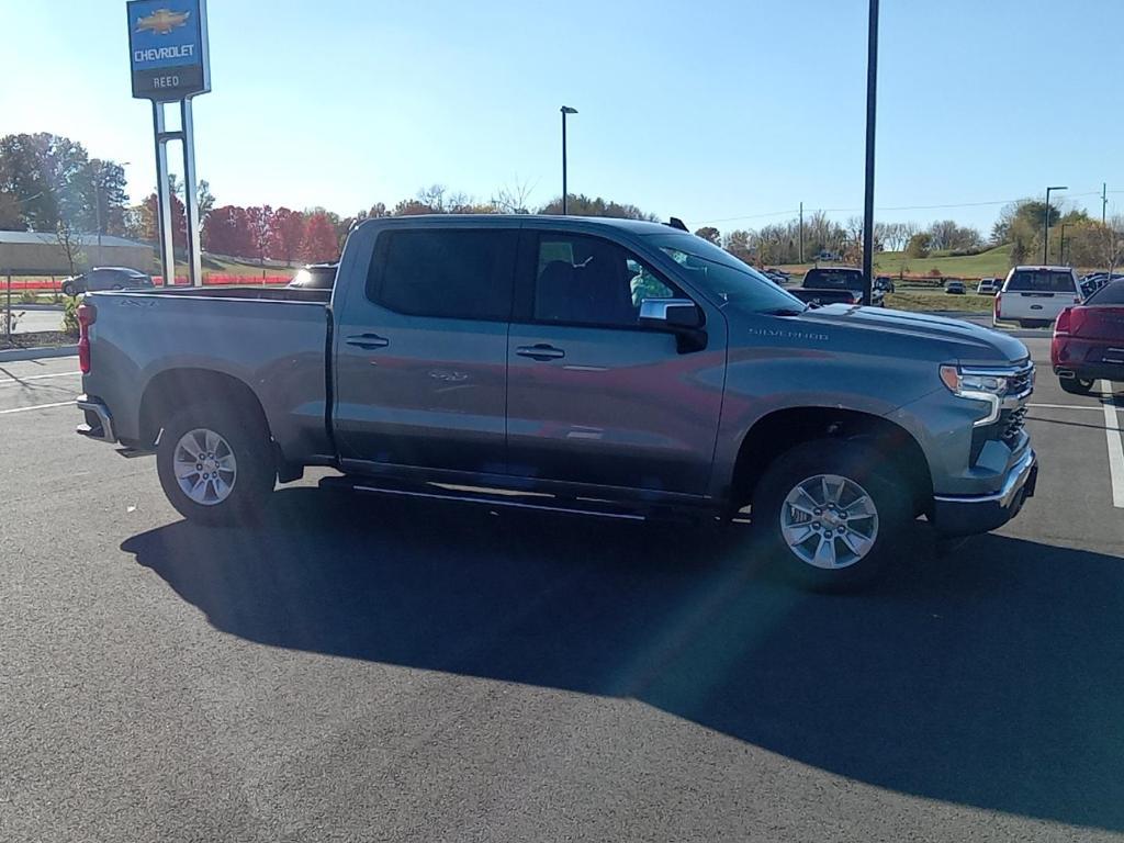 new 2025 Chevrolet Silverado 1500 car, priced at $50,665