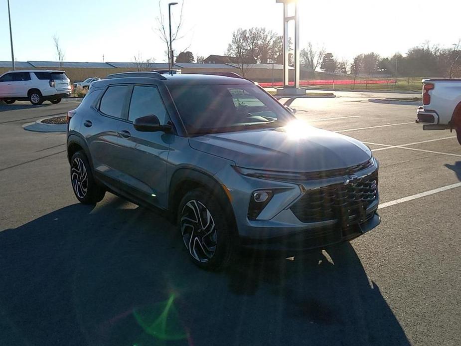 new 2025 Chevrolet TrailBlazer car, priced at $29,335