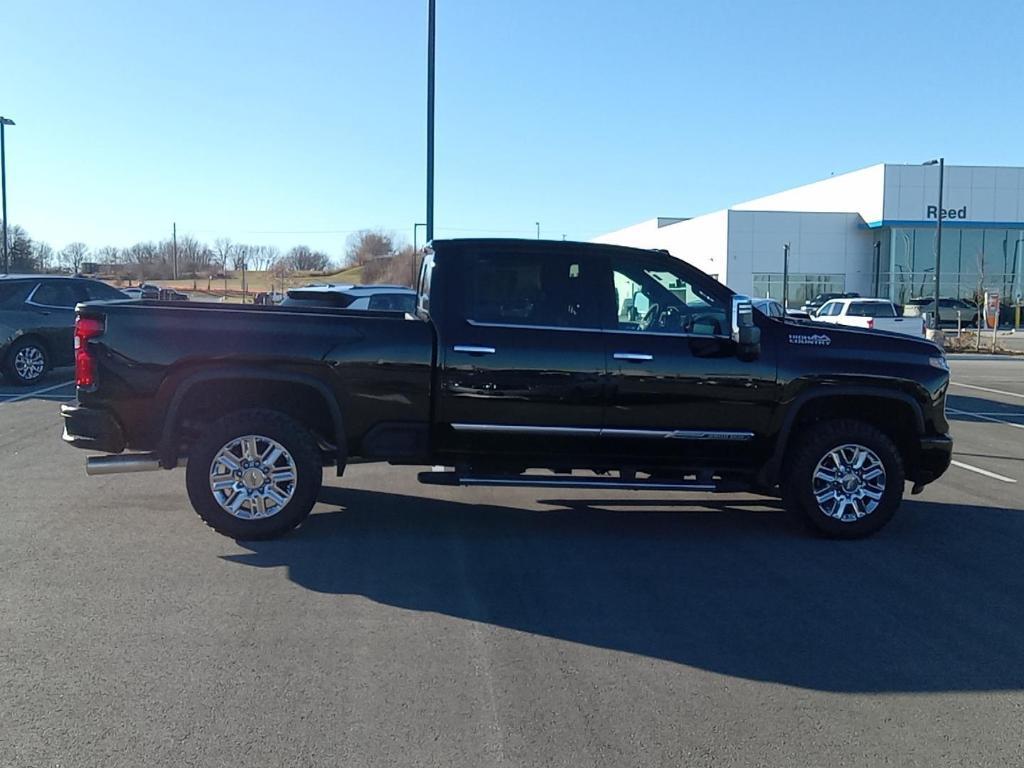 used 2024 Chevrolet Silverado 2500 car, priced at $70,994