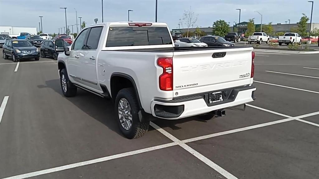 new 2024 Chevrolet Silverado 2500 car, priced at $76,670