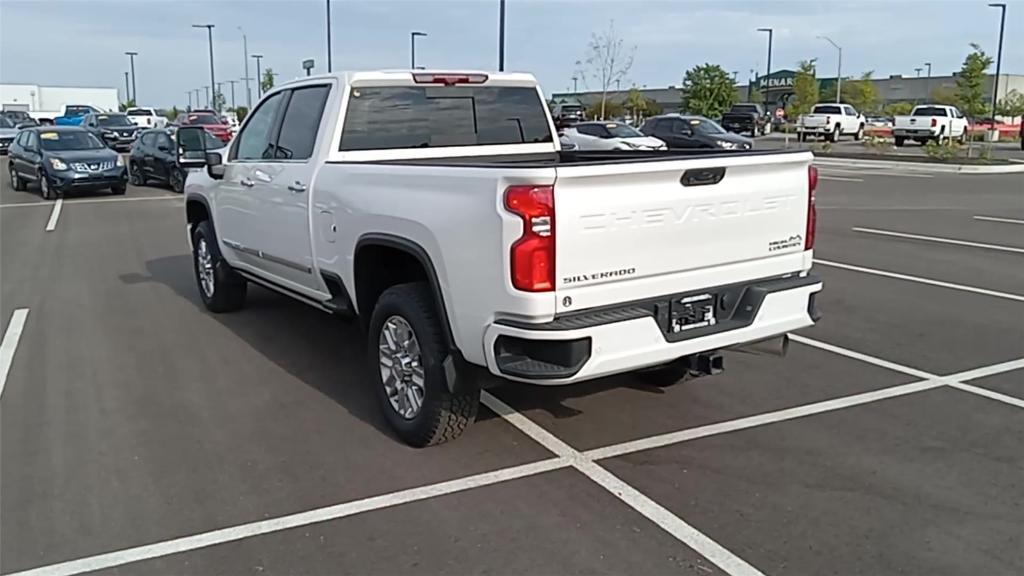 new 2024 Chevrolet Silverado 2500 car, priced at $77,670