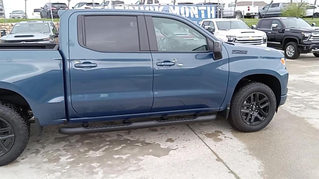 new 2024 Chevrolet Silverado 1500 car, priced at $50,290