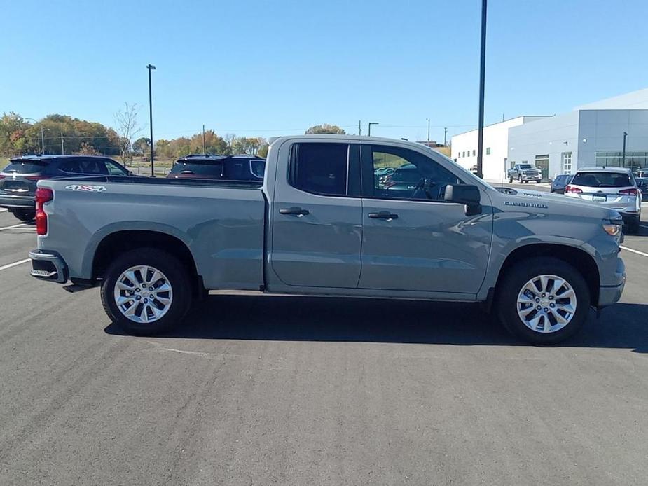 new 2025 Chevrolet Silverado 1500 car, priced at $39,915