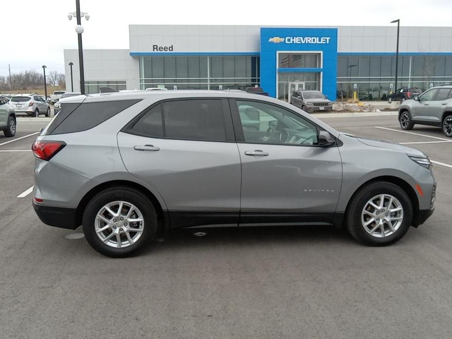 used 2024 Chevrolet Equinox car, priced at $23,874