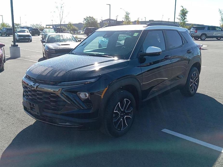 new 2025 Chevrolet TrailBlazer car, priced at $30,490