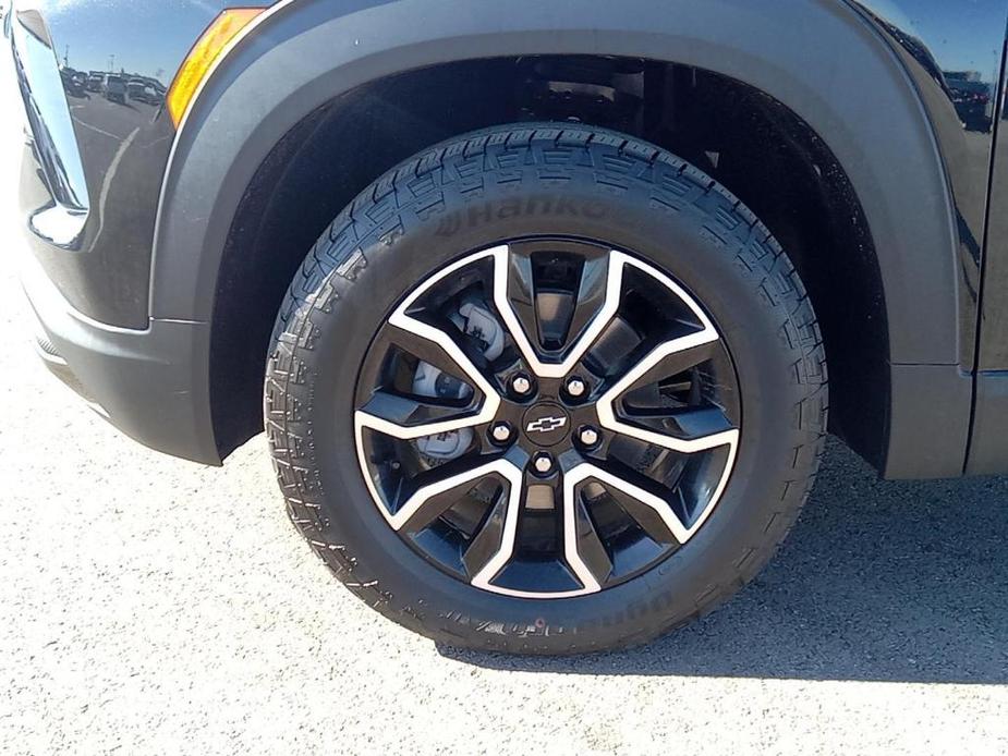 new 2025 Chevrolet TrailBlazer car, priced at $30,490