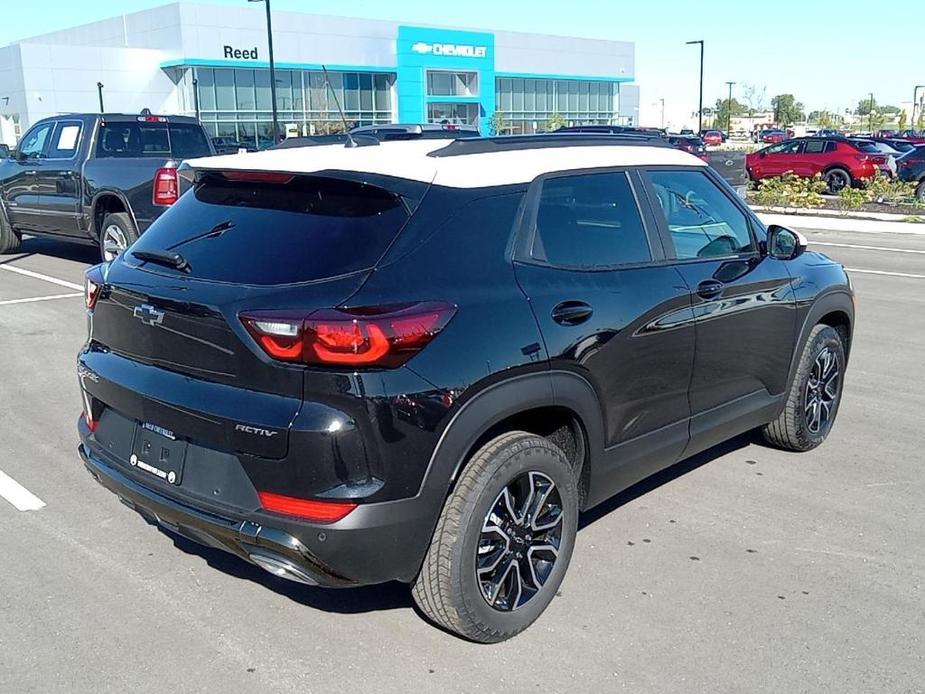 new 2025 Chevrolet TrailBlazer car, priced at $30,490