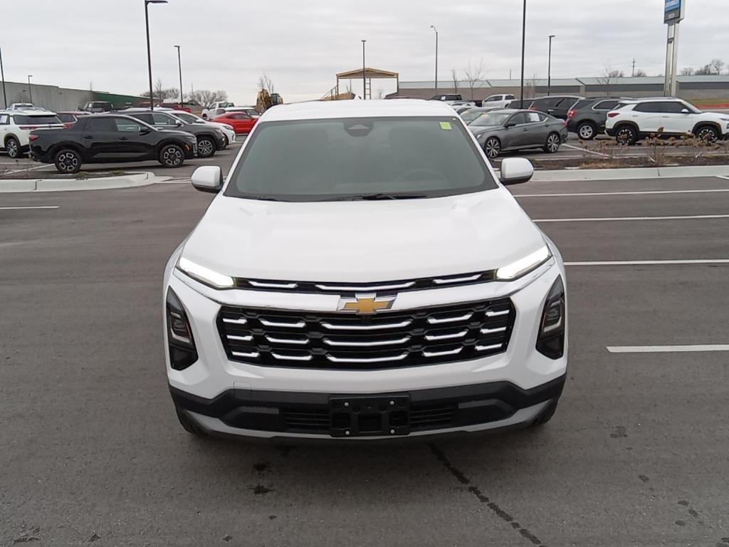 new 2025 Chevrolet Equinox car, priced at $31,995