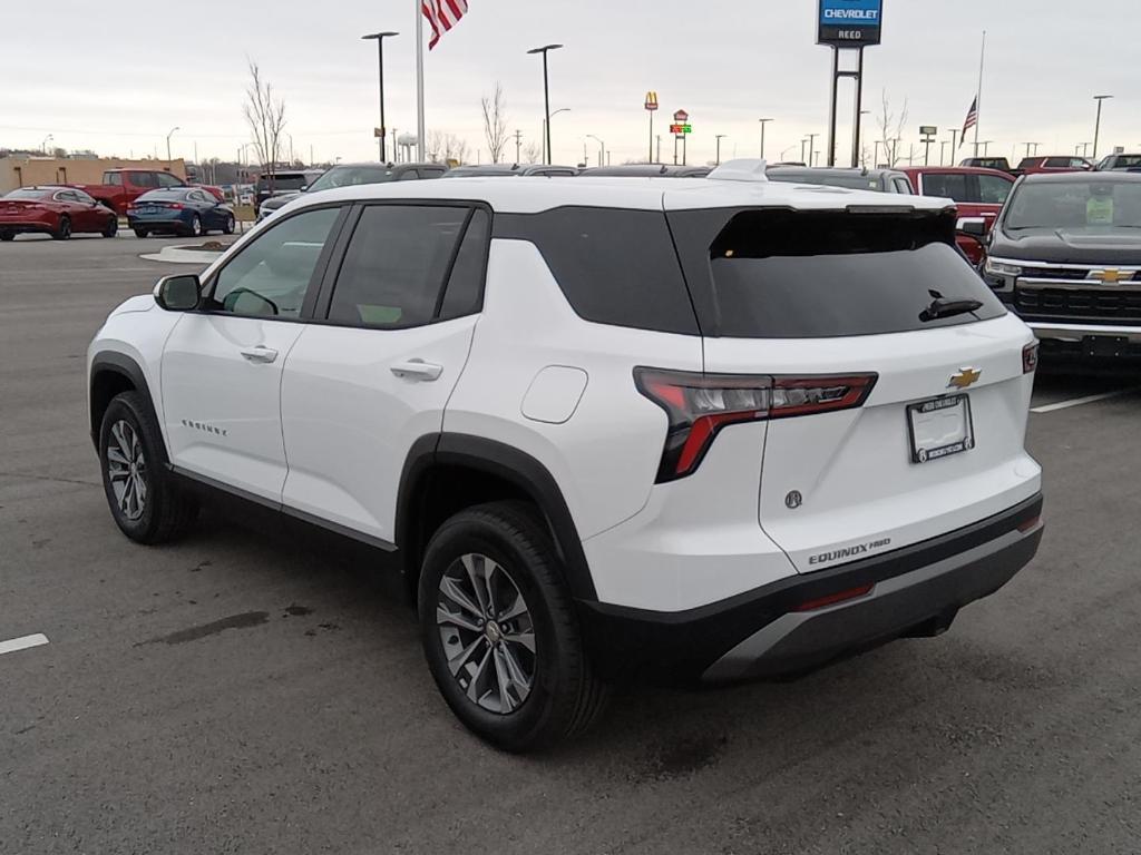 new 2025 Chevrolet Equinox car, priced at $31,995