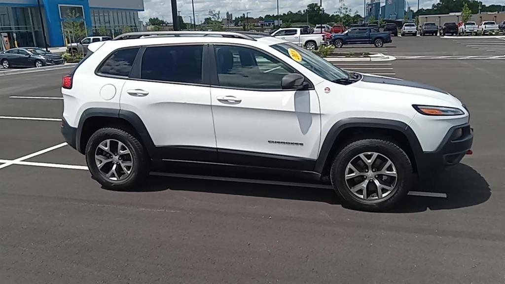 used 2018 Jeep Cherokee car, priced at $21,900