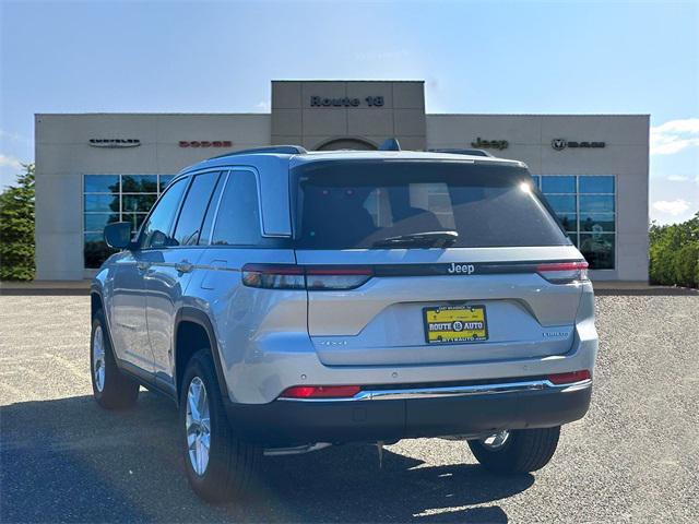 new 2025 Jeep Grand Cherokee car, priced at $43,970