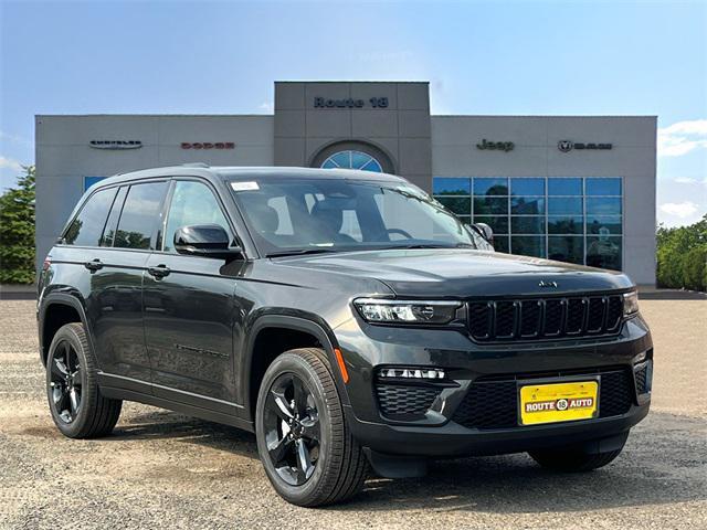 new 2024 Jeep Grand Cherokee car, priced at $45,895