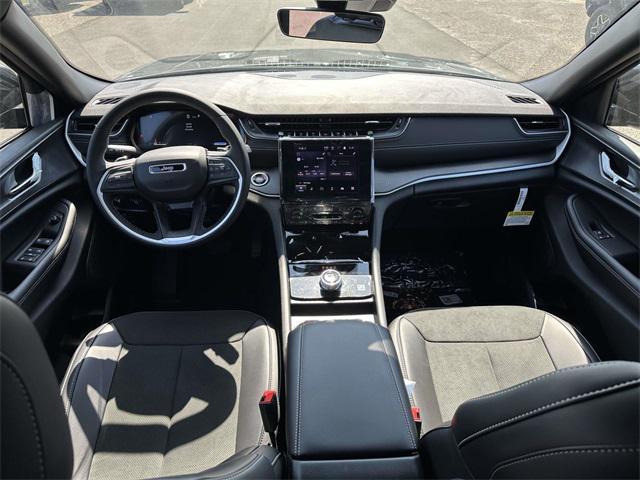 new 2025 Jeep Grand Cherokee L car, priced at $46,755