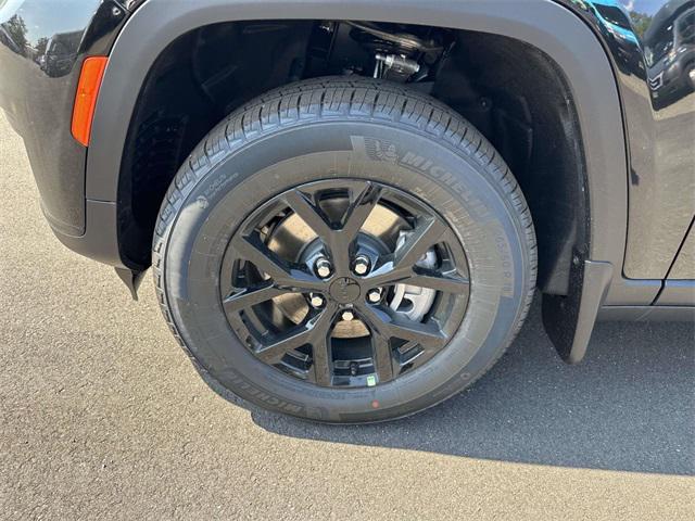 new 2025 Jeep Grand Cherokee L car, priced at $46,755