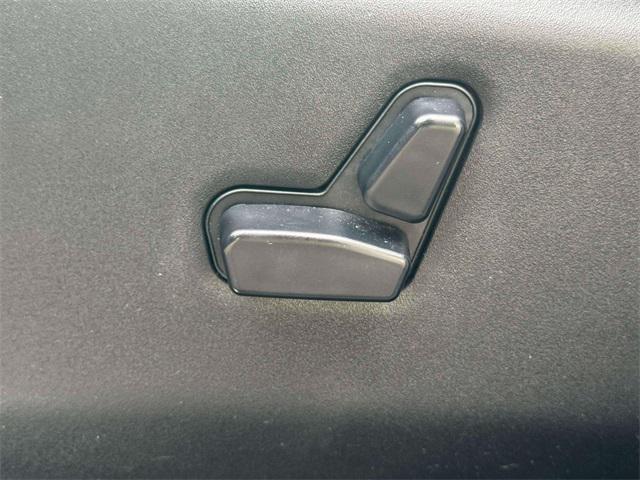 used 2018 Jeep Grand Cherokee car, priced at $14,995