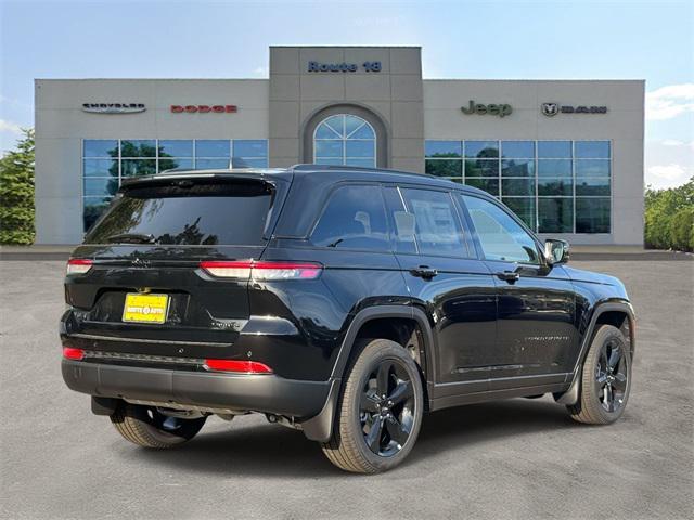 new 2025 Jeep Grand Cherokee car, priced at $53,685