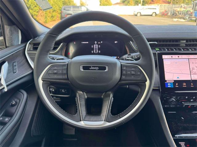 new 2025 Jeep Grand Cherokee car, priced at $53,685