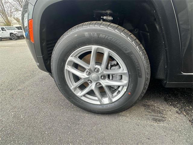 new 2025 Jeep Grand Cherokee L car, priced at $43,520