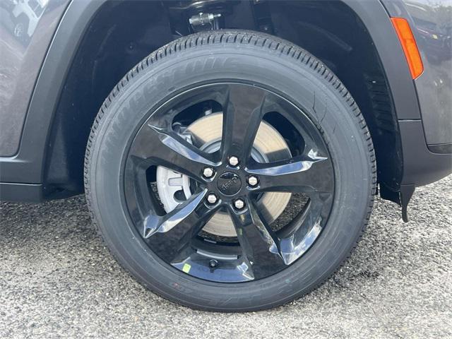 new 2025 Jeep Grand Cherokee L car, priced at $47,975