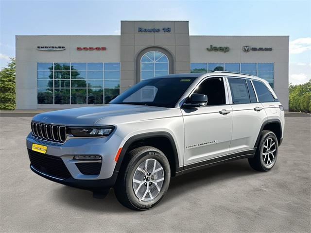 new 2025 Jeep Grand Cherokee car, priced at $42,845