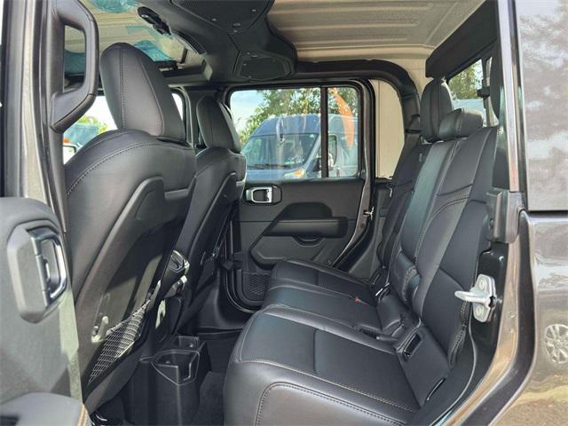 new 2025 Jeep Gladiator car, priced at $45,160