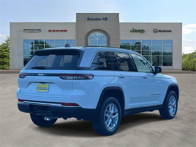 new 2025 Jeep Grand Cherokee car, priced at $42,170
